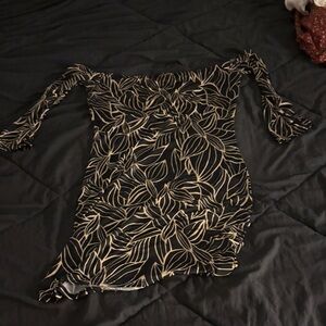 Elegant Black and Cream Leaf Print Dress